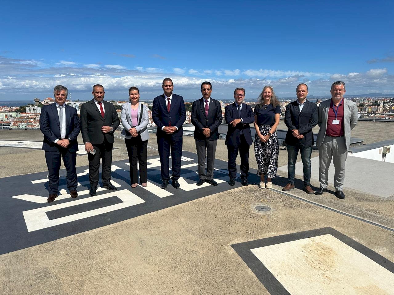دەستەی ڕاوێژکاری یەکێتیی ئەوروپا (EUAM) لە عێراق ئاسانکاریی دەکات بۆ سەردانی لیشبۆنە بۆ دامەزراندنی پەیوەندیی لەگەڵ دامەزراوە پەیوەندییدارەکان بۆ بەرەنگاربوونەوەی ماددە هۆشبەرەکان لە عێراق